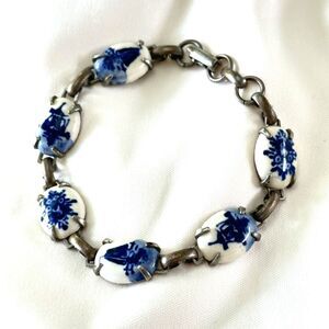 Vintage Blue & White Dutch Windmill Ceramic Charm Bracelet – 6 3/4"